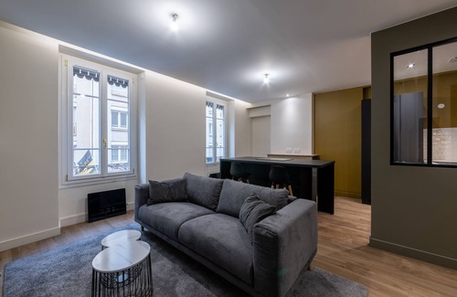 La Guillotiere Apartment | T2 43m2 New Lyon 3 Part Dieu very chic