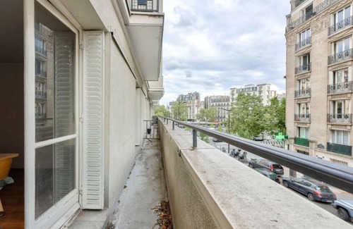 Quartier de la Plaine-de-Monceaux Apartment | T2 apartment with stunning balcon in Paris 17e