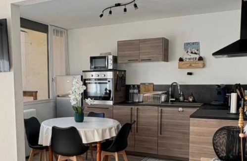 Egat Apartment | T2 lumineux avec terrasse lisière de forêt
