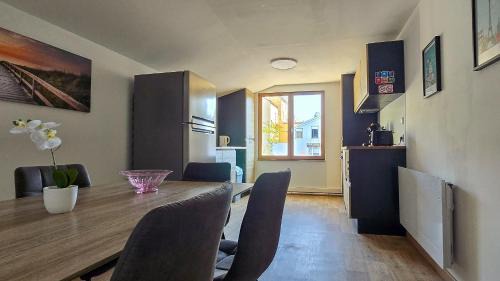 Bourgoin-Jallieu Apartment | T2 moderne & cocooning au cœur de Bourgoin-Jallieu