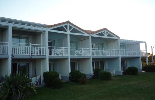 Chateau-d'Olonne Apartment | T2 Résidence avec piscine chauffée de mai à sept