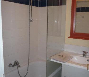Chateau-d'Olonne Apartment | T2 Résidence avec piscine chauffée de mai à sept