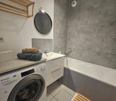 Bourges Apartment | T2 Vue Cathédrale Centre ville