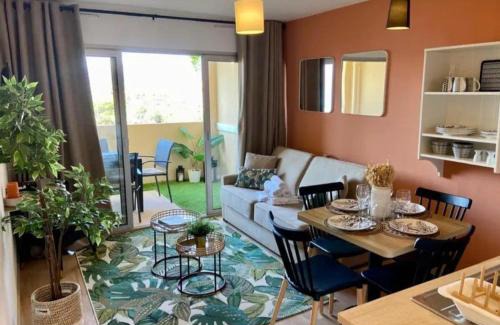 La Bocca Apartment | T2 Vue Mer à Cannes
