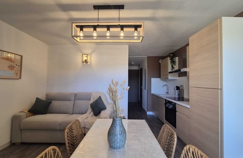 Balaruc-les-Bains Apartment | T2 with terrace, swimming pool and parking - Ideal for curists and holidaymakers