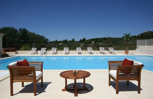 Paradou Condo | T3 confortable | Piscine sur place + aire de jeux