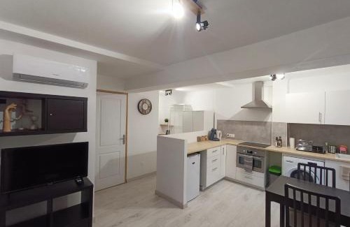 Avignon City Centre Apartment | T3 cosy climatisé, intra-muros Avignon