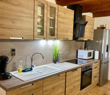 Istres Apartment | T3 plein centre ville