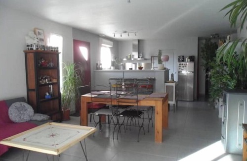 Paulhan House | T4 single-storey villa