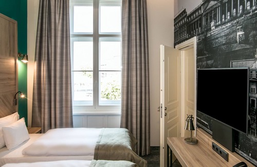 Terezvaros Hotel | T62 Hotel
