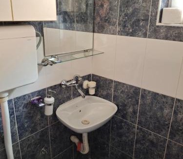 Vrdnik Apartment | Taša i Miki