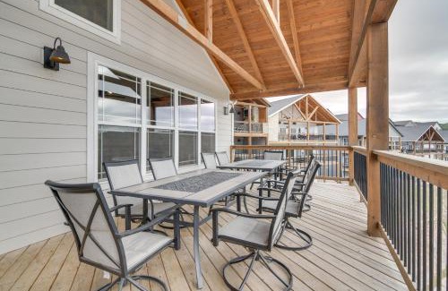 Indian Point House | Table Rock Lake View and Games Galore Family Lodge