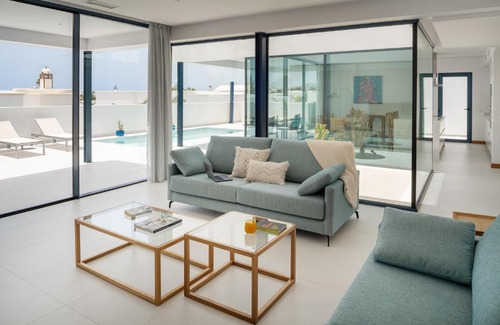 Puerto Calero Villa | TABOIRE by Buenavilla