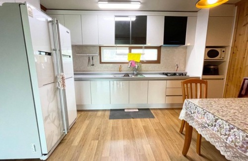 Churemi-mal House | Taean Hannane Pension