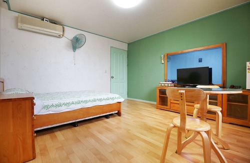 Araemok Hotel | Taean Seohae Motel