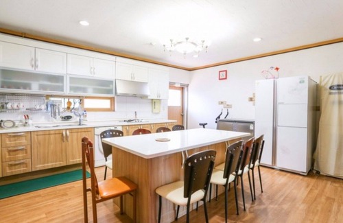 Nam House | Taean Sunflower Pension