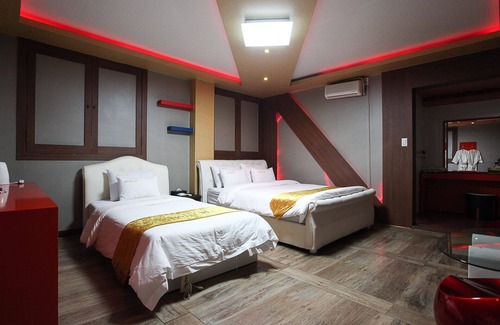Taebaek Hotel | Taebaek M