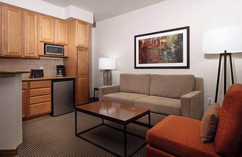 Las Vegas Apartment | Tahiti Resort