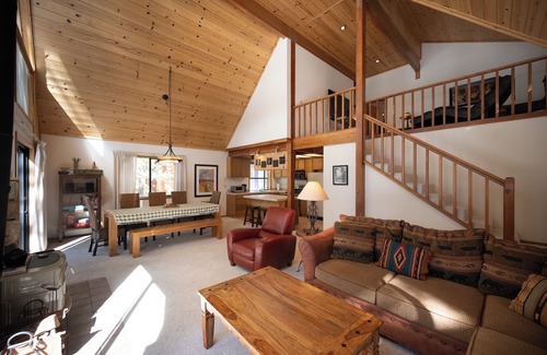 Truckee House | Tahoe Donner Cabin