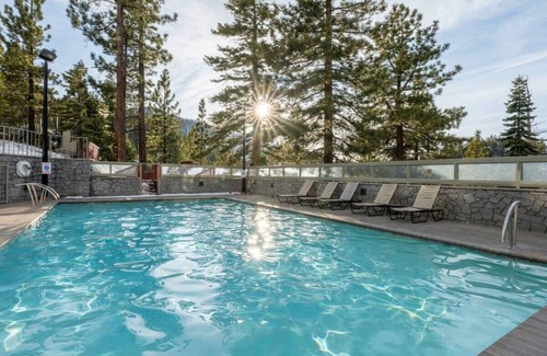 Tahoe Village Apartment | Tahoe Ridge - Nowhere better to stay in Tahoe