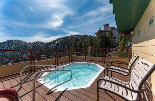 Tahoe Village Apartment | Tahoe Ridge - Nowhere better to stay in Tahoe
