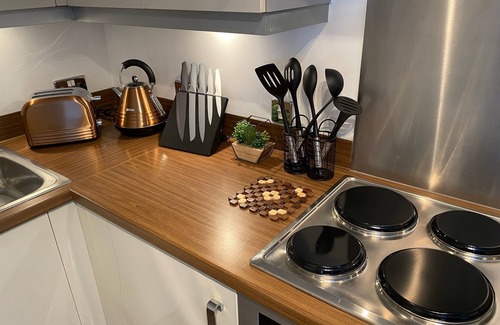 Central Milton Keynes Apartment | Tailor That Property - Chelsea House