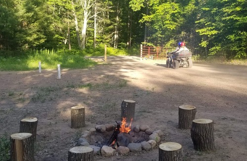 New Post Cabin | Tainter Cabins