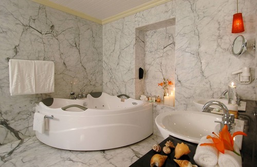 Gandhi Nagar Hotel | Taj West End