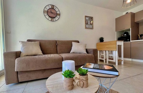 Roquebrune-Cap-Martin Condo | Take a break and relax in this peaceful oasis