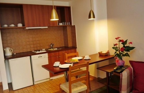 Kaynarca Hotel | Talen Otel