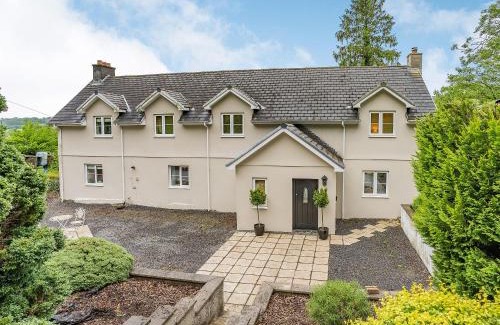 Llandeilo House | Taliaris Isaf