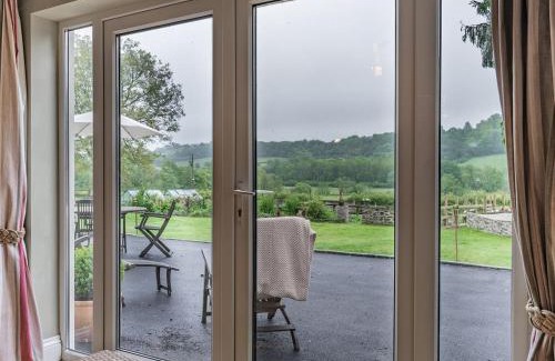 Llandeilo House | Taliaris Isaf