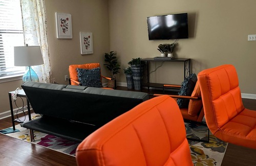 Tallahassee House | Tallahassee Townhouse Minutes from FAMU & FSU