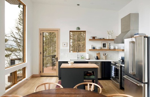 Lutsen Cabin | Tallens Stuga Luxury Cabin of the Pines