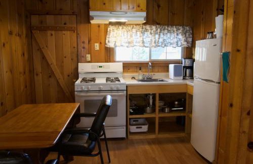 Dollar Point Hotel | Tamarack Lodge Motel
