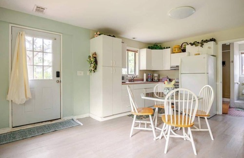 Thonotosassa Cottage | Tampa-Retreat I Homestead with 5th Gen Floridians