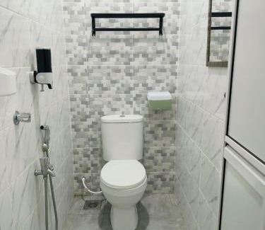 Kampung Laut Hotel | TAMU ROOMSTAY TOK MOLOR