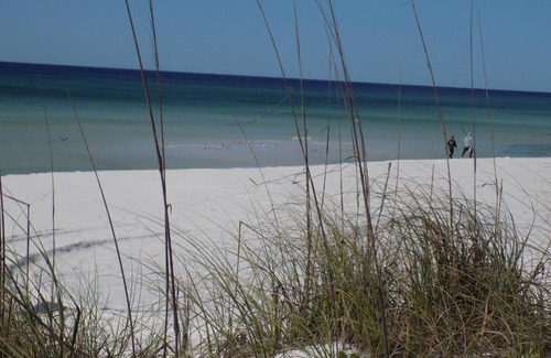 Fort Walton Beach Apartment | Tan Lines and Island Time