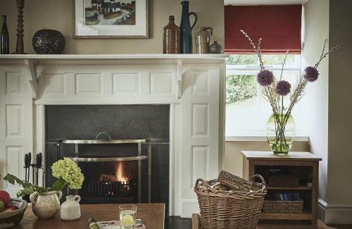 Llanelltyd House | Tan Llan
