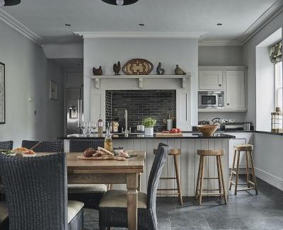 Llanelltyd House | Tan Llan