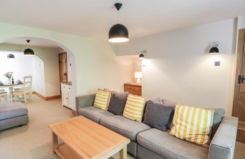 Llangollen House | Tan Y Bedw Ucha