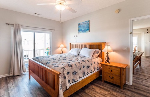 Topsail Beach House | Tancation | Topsail Beach, Great Ocean Views!