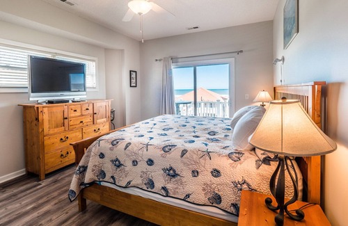 Topsail Beach House | Tancation | Topsail Beach, Great Ocean Views!