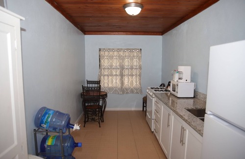 Nassau Apartment | Tangerine Sunsets Fairchild