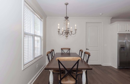 Oxford House | Tanglewood Touchback by Apex Short Term Stays