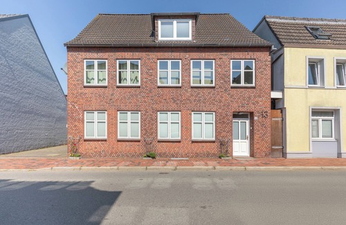 Zentrum Apartment | Tante Tine vacation apartment in Husum for up to 4 people