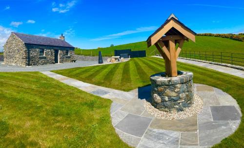Newry House | Tara’s Hill Cottage