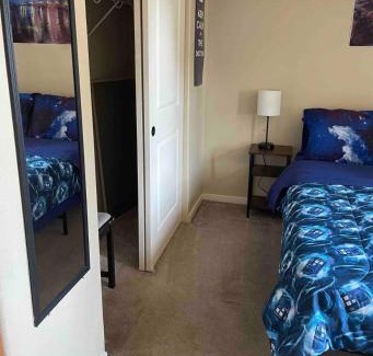 Aloha House | Tardis Dr Who Themed Guest Room