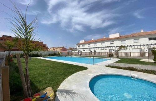 Tarifa Apartment | Tarifa Cozy House - TERRAZA , PISCINA , PARKING