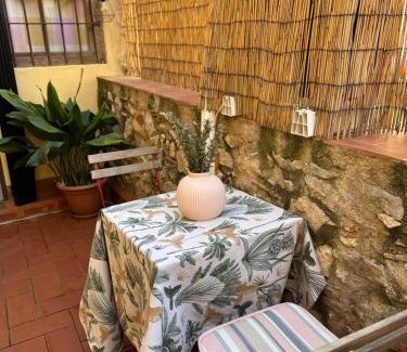 Old Town House | Tarraco Cathedral Cottage